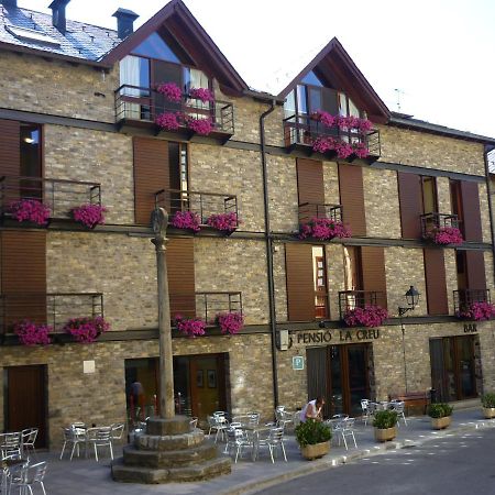 Pensio La Creu Hotel เอสเตร์รี ดาเนว ภายนอก รูปภาพ