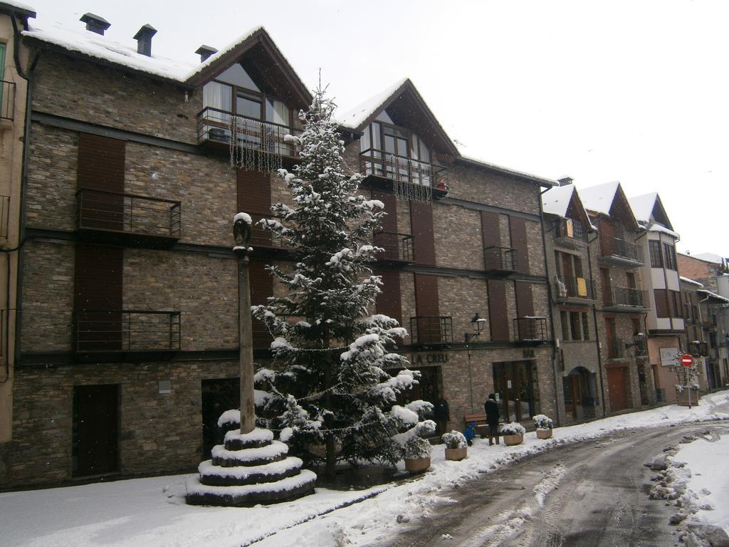 Pensio La Creu Hotel เอสเตร์รี ดาเนว ภายนอก รูปภาพ