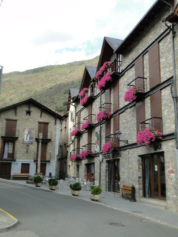 Pensio La Creu Hotel เอสเตร์รี ดาเนว ภายนอก รูปภาพ